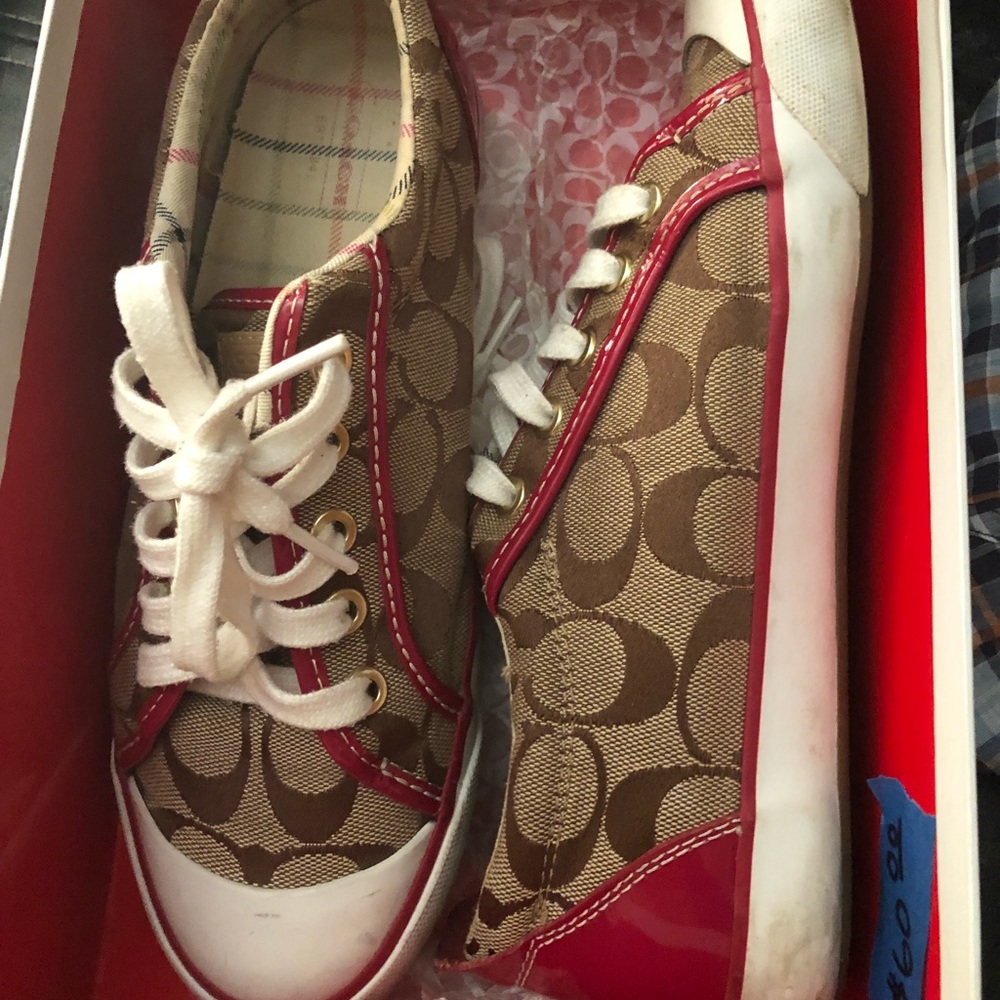 Coach shoes size 8